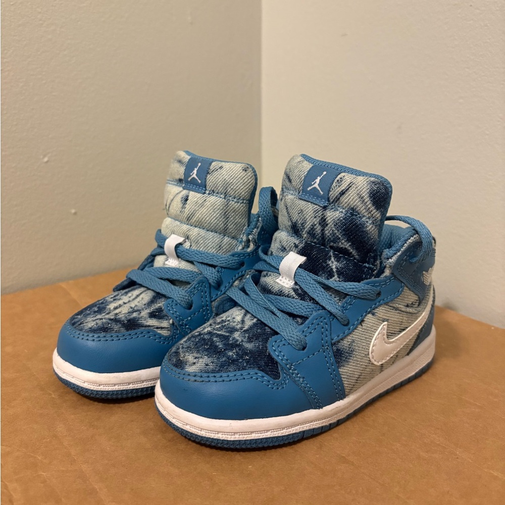 Jordan 1 Washed Denim
